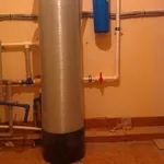 Фильтр для воды колонного типа (умягчитель)