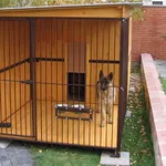 Вольеры и будки для собак