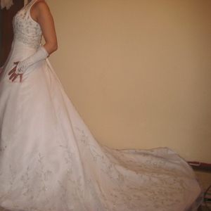 Свадебное платье со шлейфом Недорого! 
