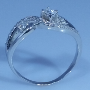 Кольцо с бриллиантами 0, 28ct  арт: 25