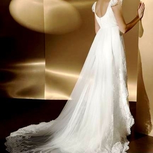 Роскошное Новое свадебное платье,  ниже своей рыночной стоимости.