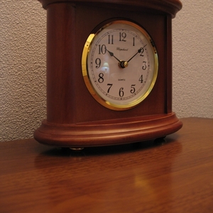 настольные часы модель Е 064