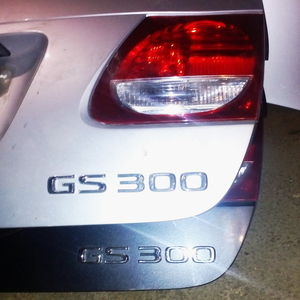 Lexus GS-300   кузов  GS-190,  GS-190h,   GS-160.