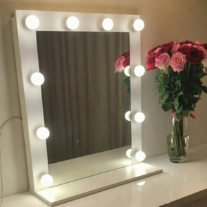 Гримерное макияжное напольное зеркало с подсветкой