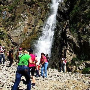 Тургеньские водопады,  Скидка 40% 2000 тенге вместо 3500 тенге 