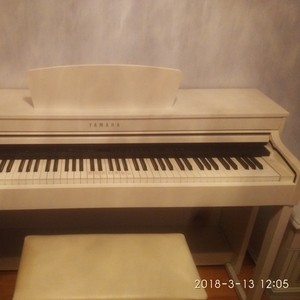 Продам электронный пианино YAMAHA