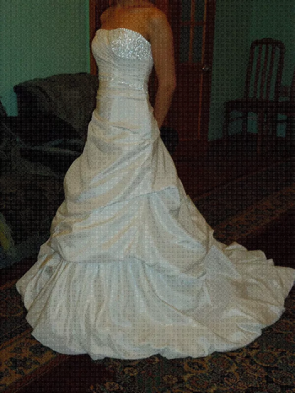 Продаю свадебное платье в Алматы