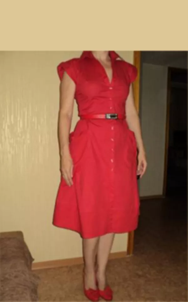 продам красное платье