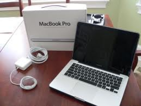  Apple MacBook Pro 15-дюймовый ноутбук