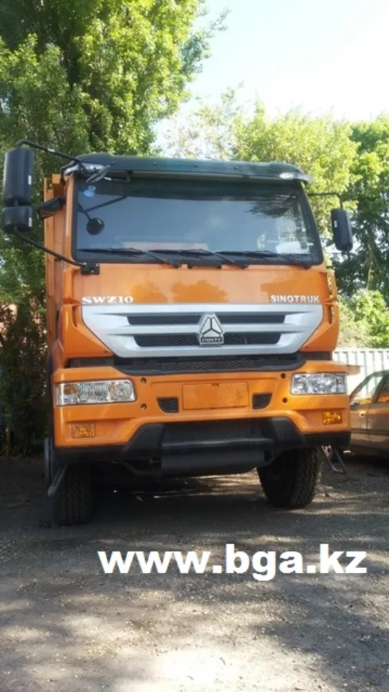 Продам Самосвал SINOTRUK 