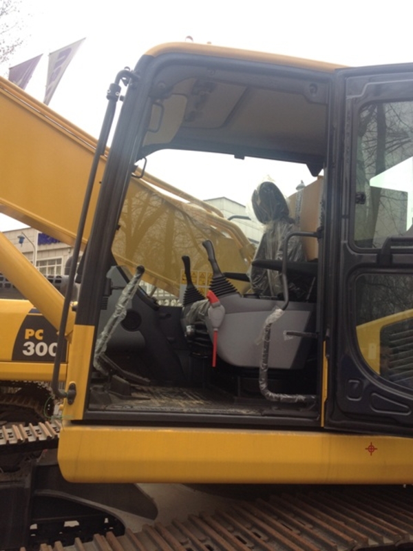 Продам Экскаватор KOMATSU PS 300 5