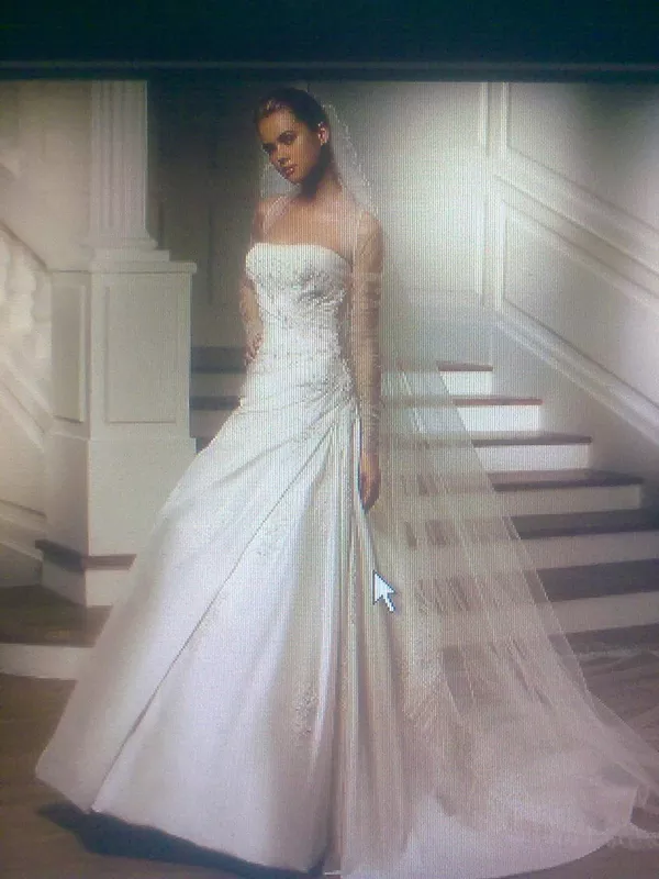 Великолепное свадебное платье от фирмы PRONOVIAS Испания 2