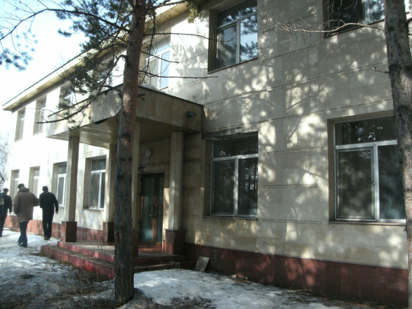 продам 2-х этажный офис 600 кв.м. около Алматинского аэропорта