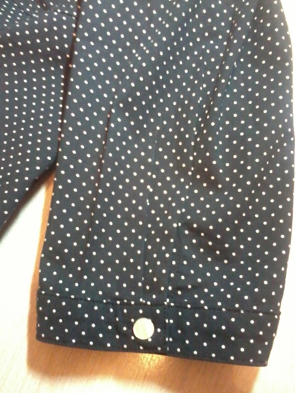 Продам женские блузки 54 размер 7