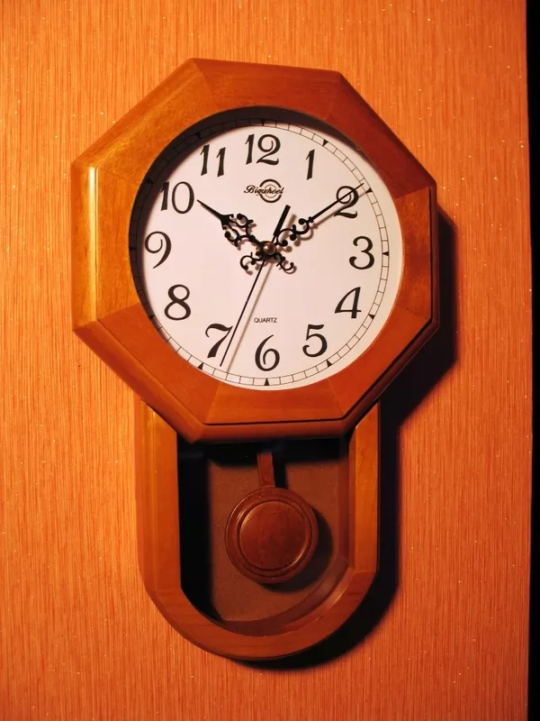 деревянные настенные часы с маятником модель 9610 4