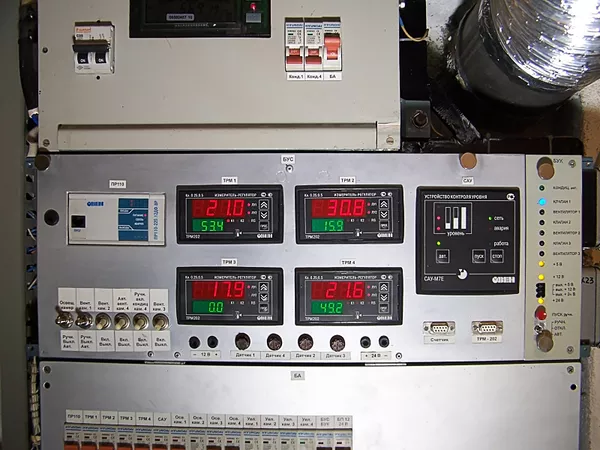 ОВЕН ТРМ202 измеритель-регулятор двухканальный  с интерфейсом RS-485  2