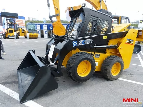 Мини-погрузчик   XCMG     XT760