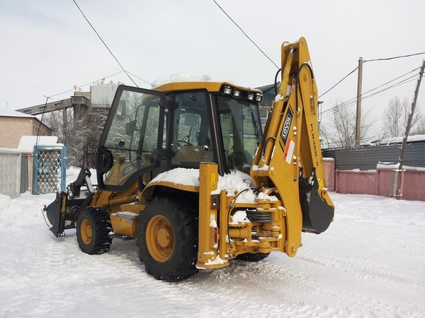 Экскаватор-погрузчик Foton Lovol FLB468-II,  пр-во Китай,  новый