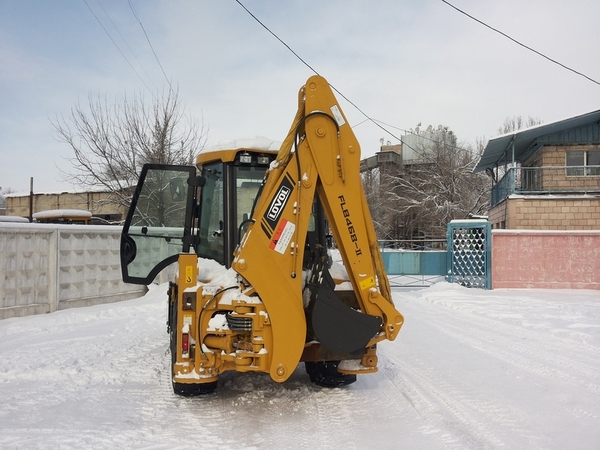 Экскаватор-погрузчик Foton Lovol FLB468-II,  пр-во Китай,  новый 2