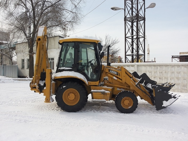 Экскаватор-погрузчик Foton Lovol FLB468-II,  пр-во Китай,  новый 3