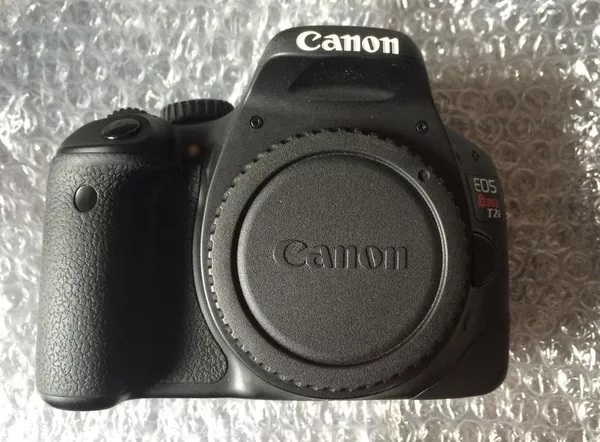  Canon EOS Rebel T2i / 550D 18, 0 МП Цифровая зеркальная камера 
