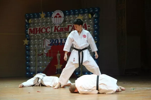 Крепкий дух Школа KarateKi развивает личность вашему ребенку  5