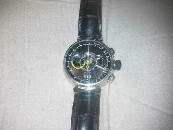 Продам часы louis vuitton оригинал не дорого 