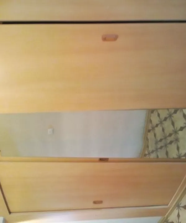 Шкаф встроенный трехсекционный 2, 8 х 1, 9 х 0, 42 м