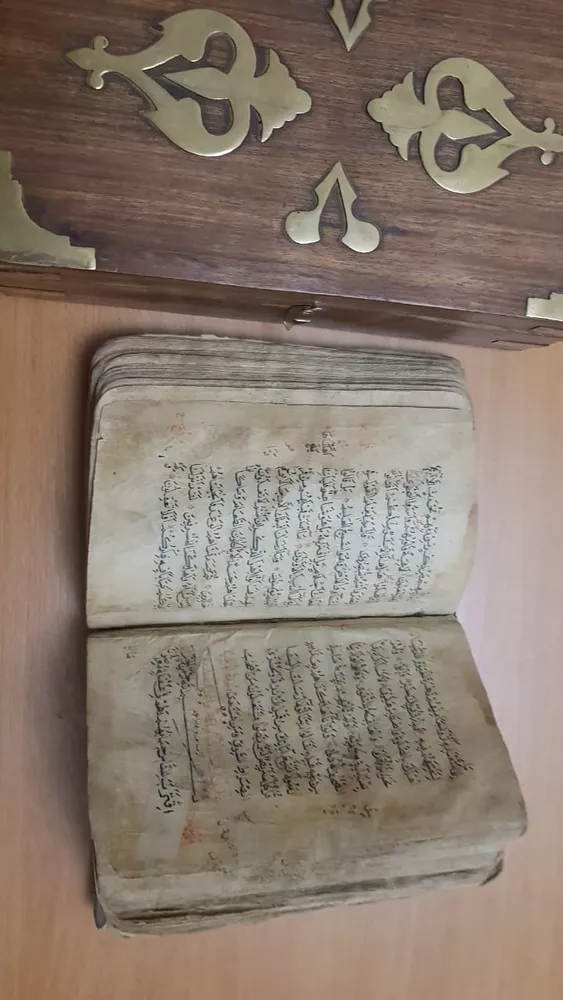 Продам старинные книги на арабском языке 18 века рукопись 4