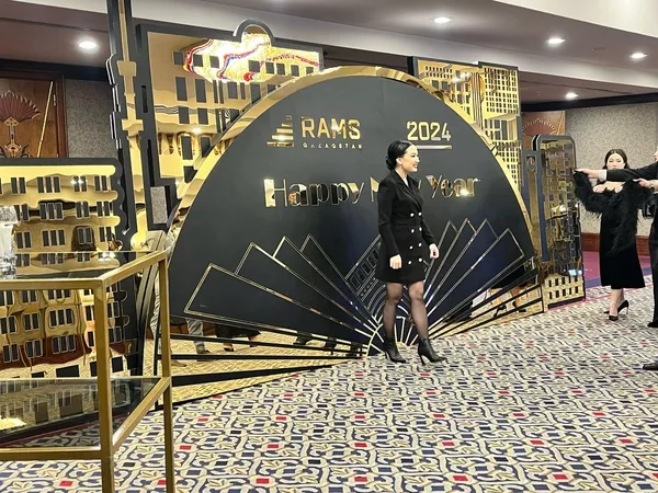  Изготовление наружной и интерьерной рекламы  2