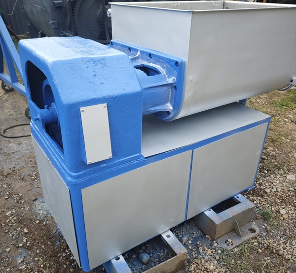 Продам фаршемешалку 335 л.,   Редуктор Ц2У-250,  Ц2У-315