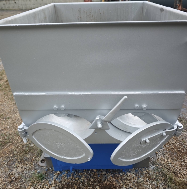 Продам фаршемешалку 335 л.,   Редуктор Ц2У-250,  Ц2У-315 4