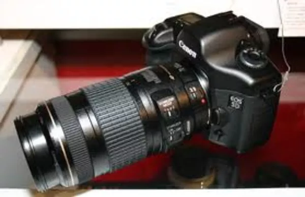 Canon Eos 5D Mark II Digital SLR Camera w/ EF 24-105mm L Is USM Lens