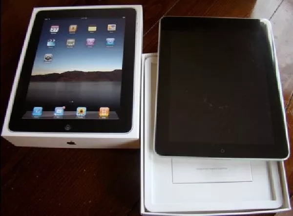  (Buy 2 get 1 free ) Brand new Apple iPhone 4g 32gb /Apple iPad 2 wifi