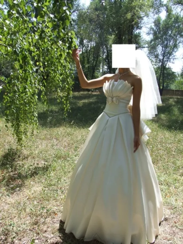Продам красивое свадебное платье 2