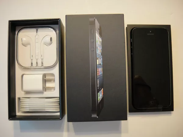 Apple,  iPhone 5 64GB 4G LTE (разблокированным) 