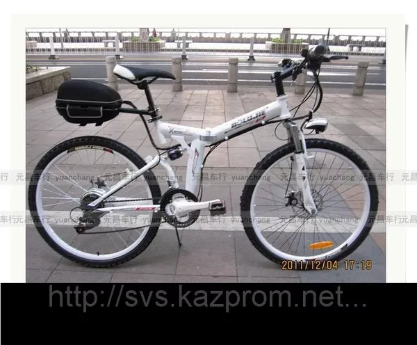 Электровелосипед складной горный оснащен дисковыми тормозами.