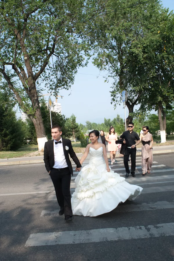 Продам свадебное платье цвет Айвори 3