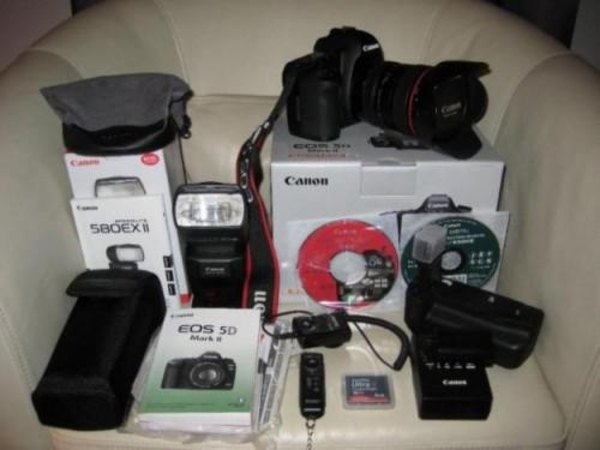 Canon EOS 5D Mark III Kit Digital Camera - 24-  105mm Lens