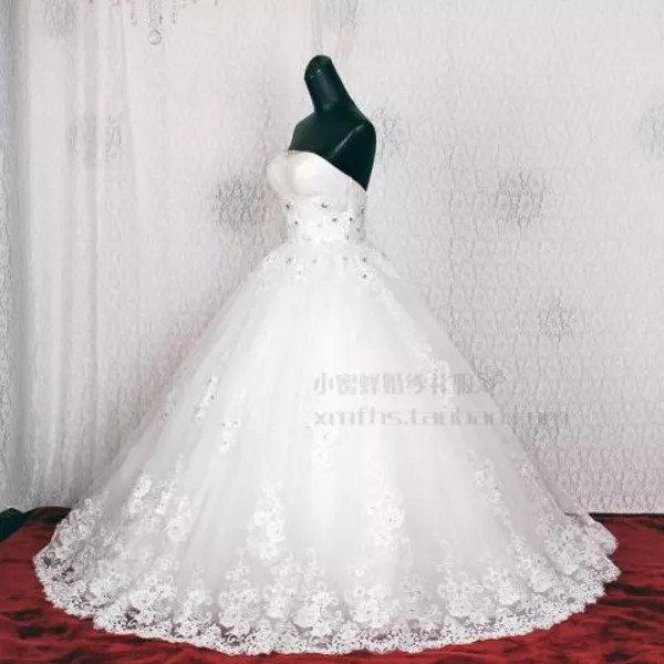 Срочно продам шикарное свадебное платье  3