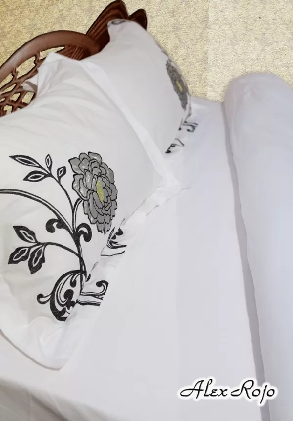 Постельное белье с вышивкой торговой марки AlexRojo 7