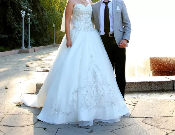 Шикарное свадебное платье цвета айвори! 2