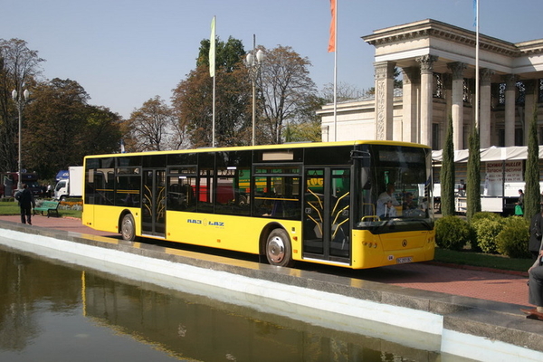Новые автобусы Лаз город пригород