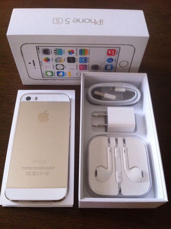 Продать iPhone 5S Золото / Щепка 