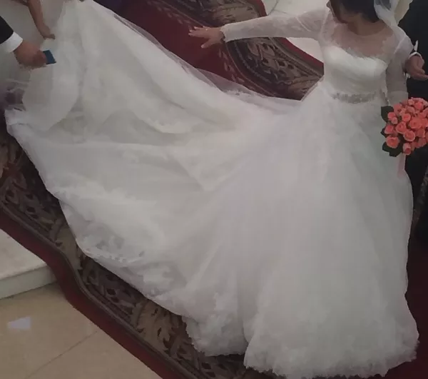 Продам срочно свадебное платье 4