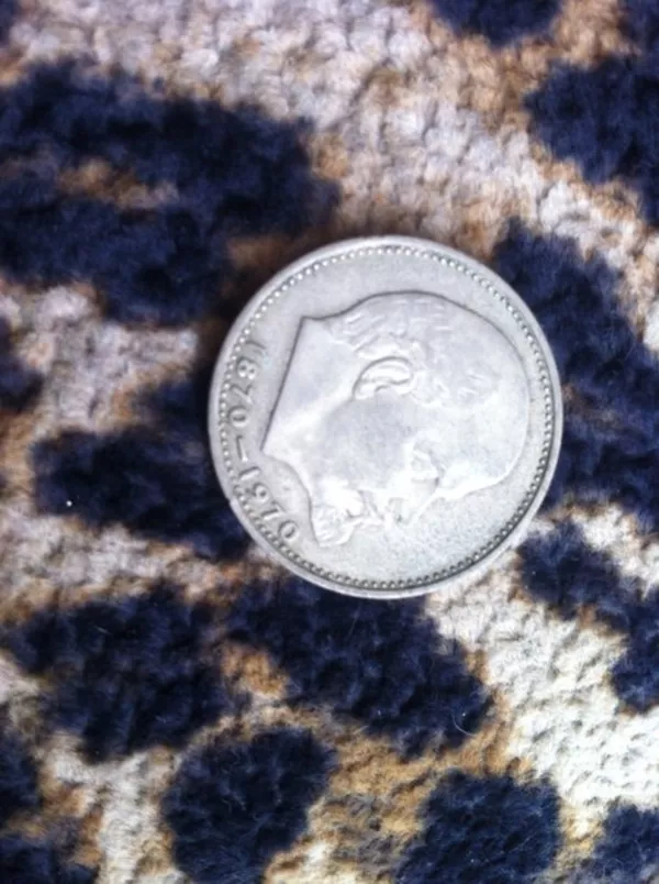 Продам юбилейную монету Один рубль 