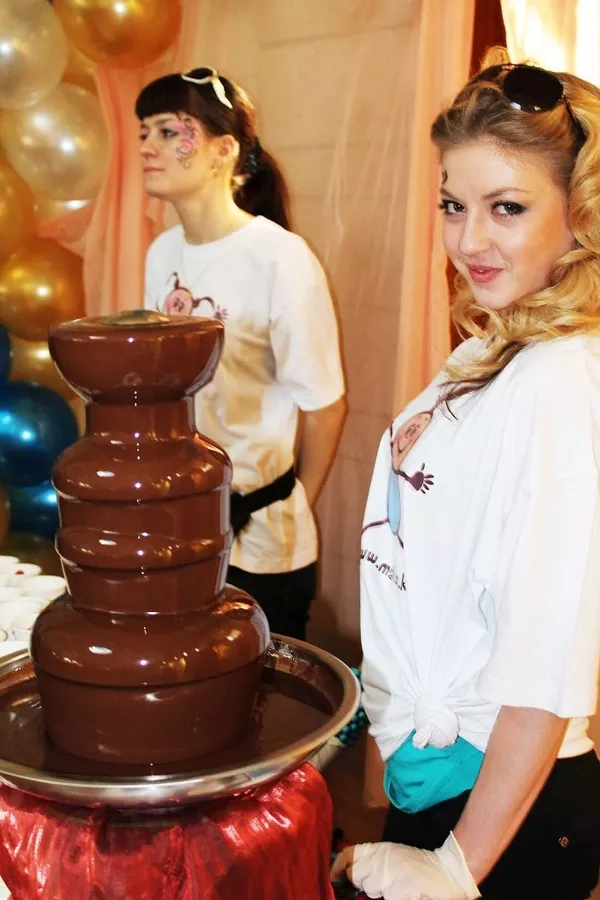 Шоколадный фонтан в Алматы 4