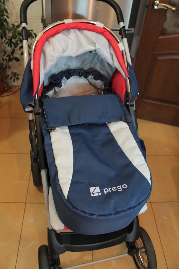 Продам лёгкую устойчивую коляску Prego зима-лето с комплектом 3