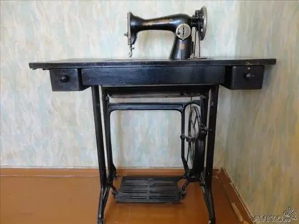 Продам швейную машинку ПМЗ 1946г.в