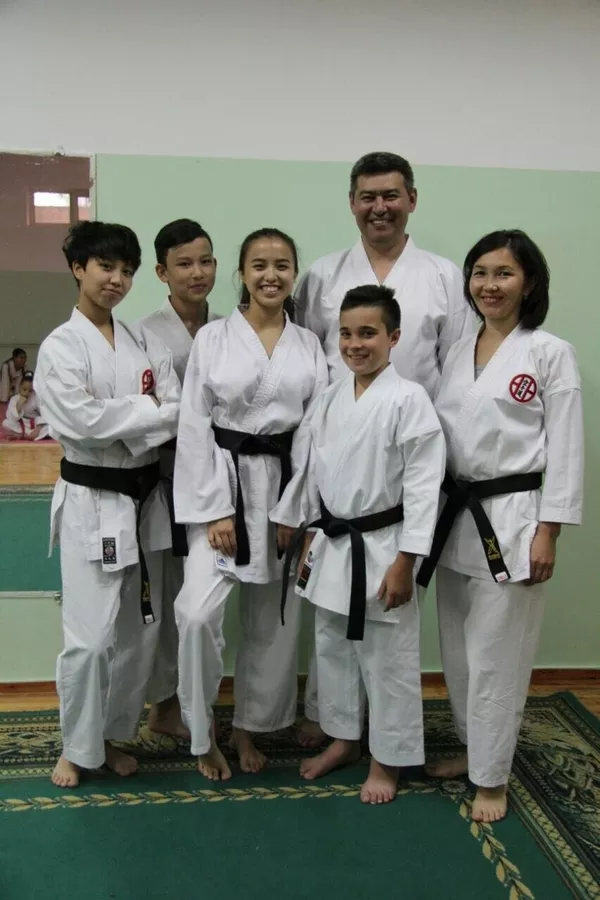 Крепкий дух Школа KarateKi развивает личность вашему ребенку  3